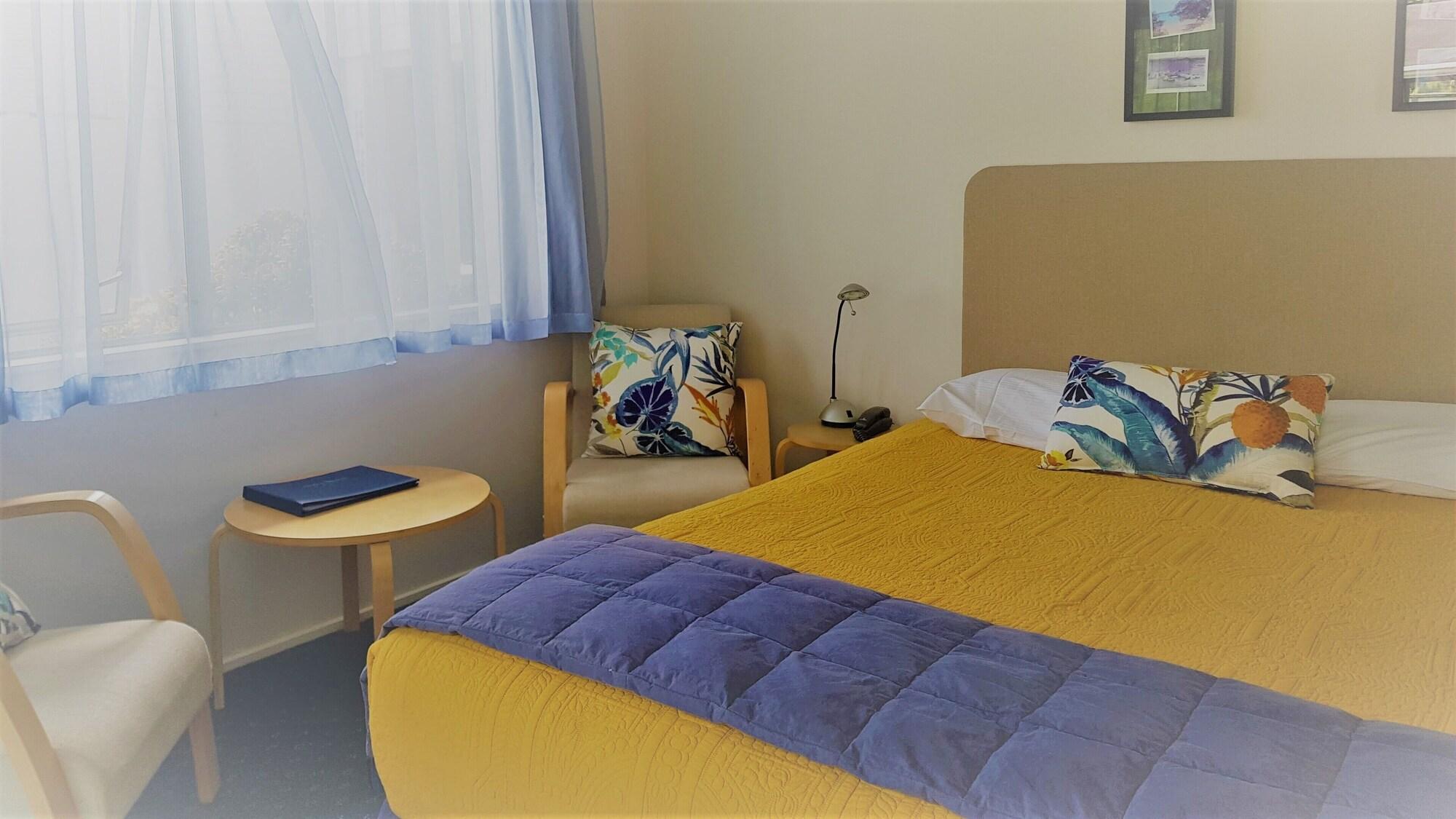 Asure Admirals View Motel Пейхия Экстерьер фото